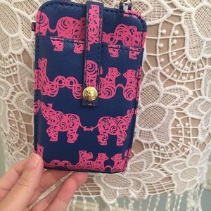 Lilly Pulitzer Phone Wallet w/Gold Chain Strap